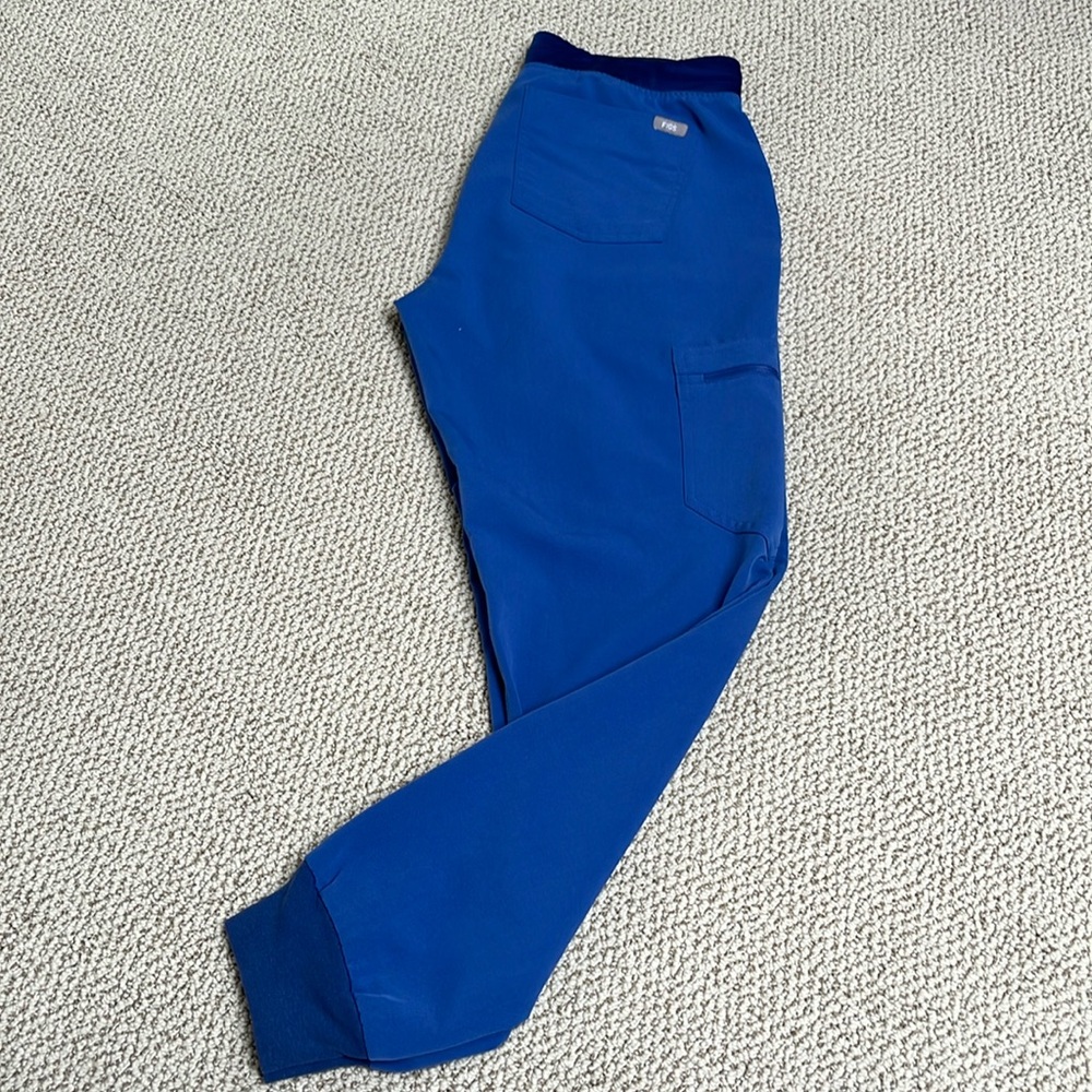 FIGS Zamora jogger scrub pants- denim blue